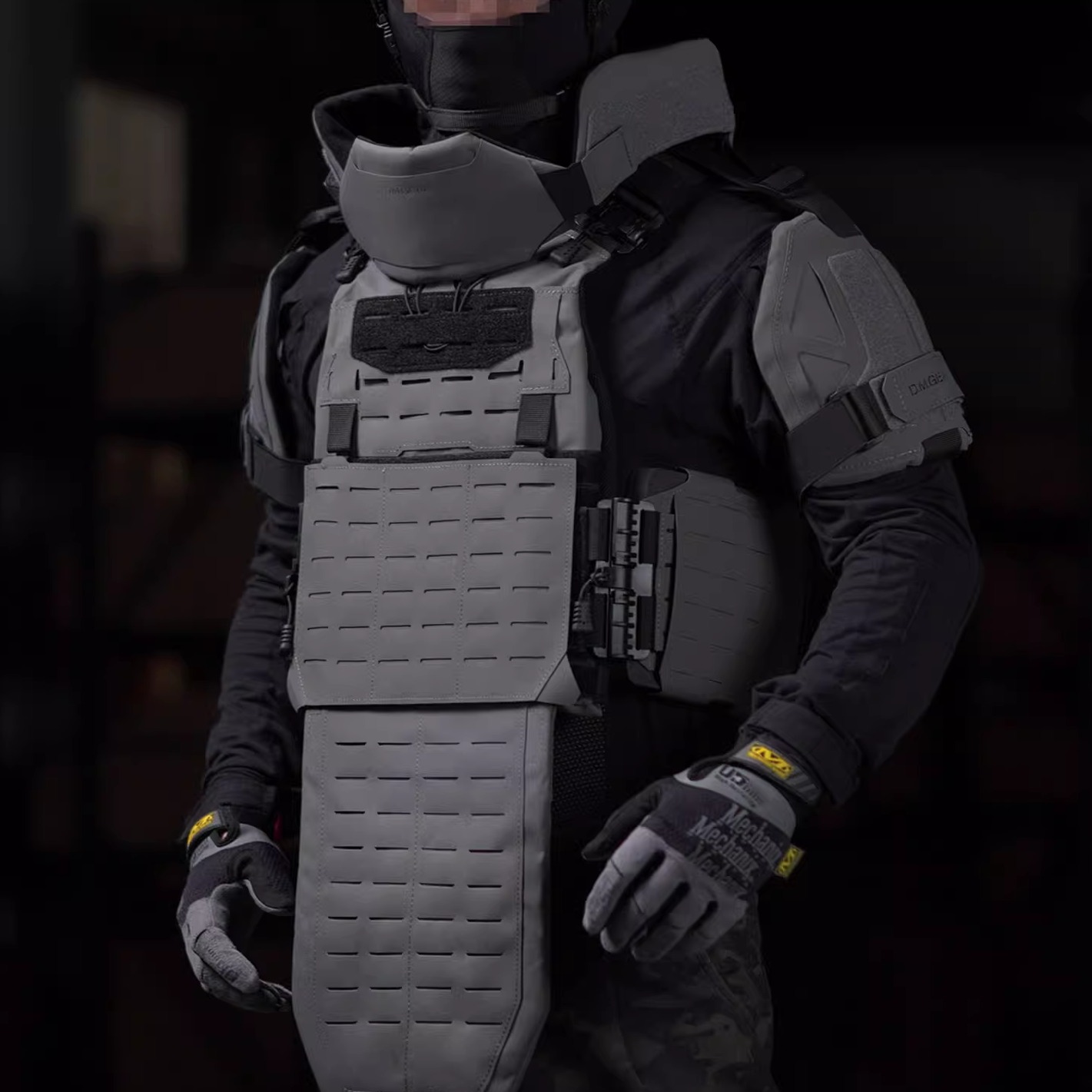 Conjunto completo de combinaçã - Heavy Equipment Armor avaliação e preço